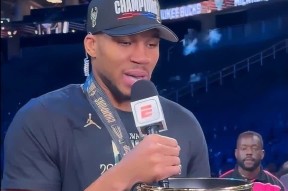 字母哥爆冷击败切尔西，回归赛场引爆全场！(曼城vs切尔西全场回放)-乐动官方网站